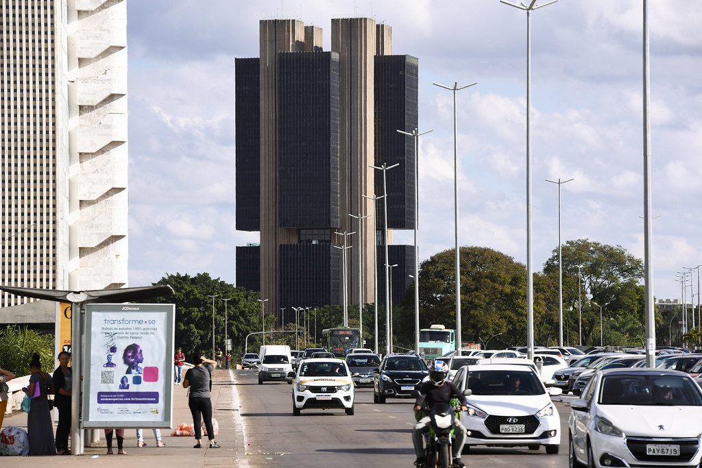 Veja mais detalhes sobre o Boletim Focus de&nbsp;10.11.2025